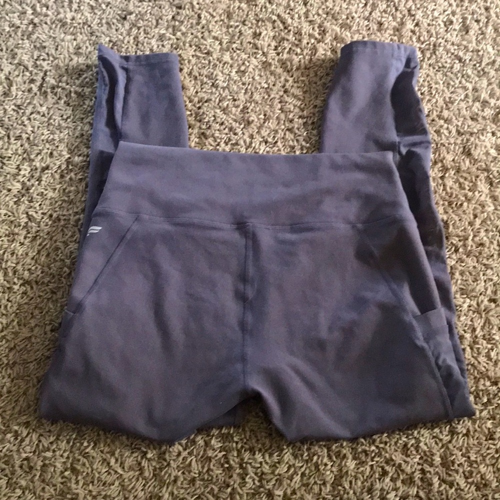 Fabletics Mila High-Waisted Pocket Leggi